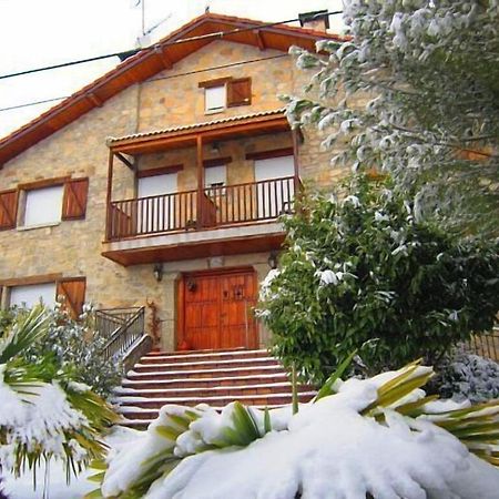 Hostal La Casona de Collado Hoyos del Collado Exterior foto