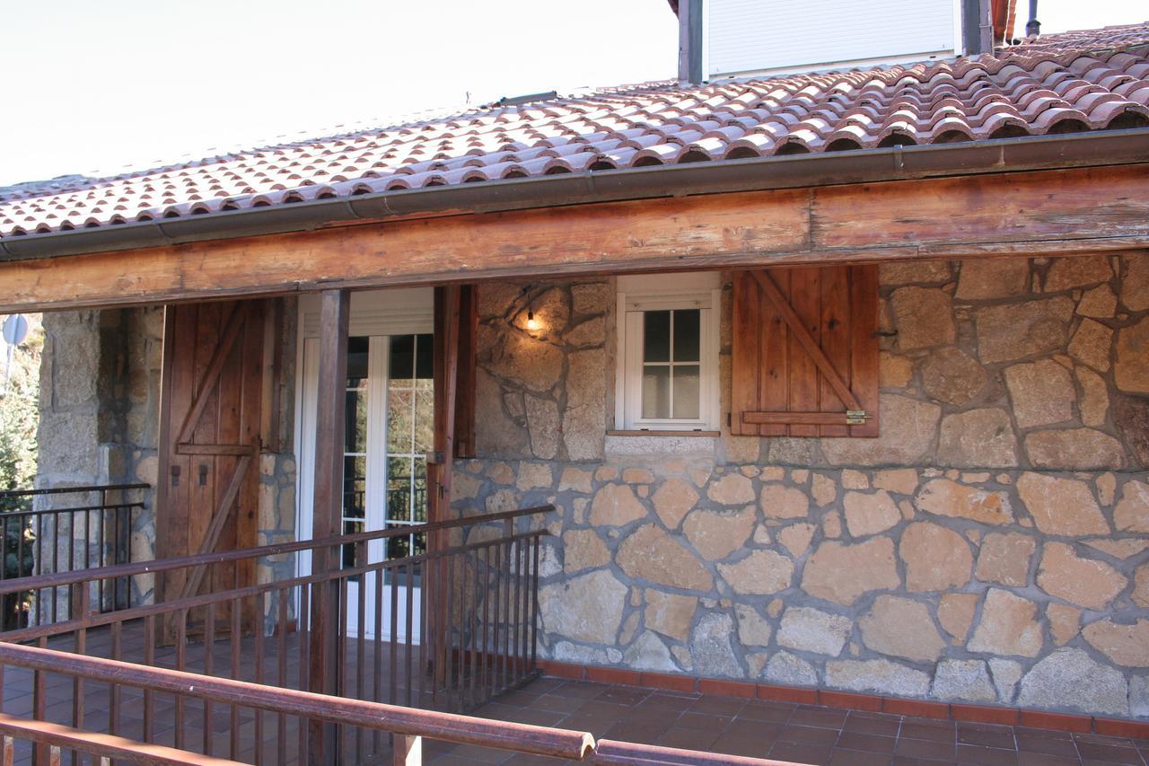 Hostal La Casona de Collado Hoyos del Collado Exterior foto